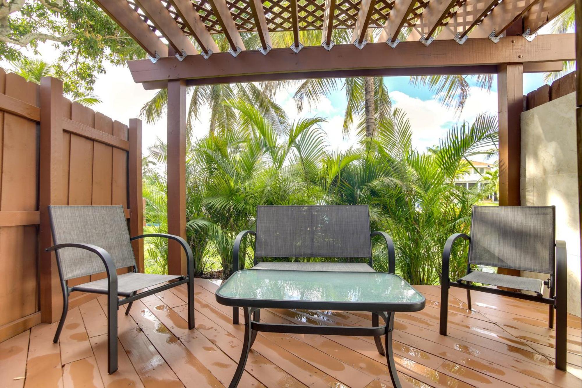 Canal Side Retreat With Dock, By Hollywood Boardwalk Fort Lauderdale Eksteriør billede